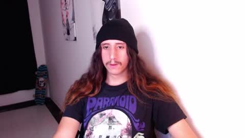 Snapshot of edward_chann chatting on 6, 1, 2025 edward_chann online show from 6, 1, 2025