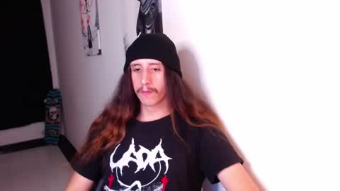 Snapshot of edward_chann chatting on 11, 1, 2025 edward_chann online show from 11, 1, 2025