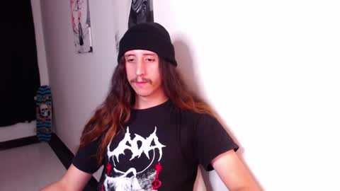 Snapshot of edward_chann chatting on 15, 1, 2025 edward_chann online show from 15, 1, 2025