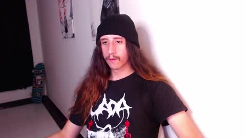 Snapshot of edward_chann chatting on 15, 1, 2025 edward_chann online show from 15, 1, 2025