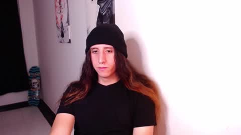 Snapshot of edward_chann chatting on 22, 1, 2025 edward_chann online show from 22, 1, 2025