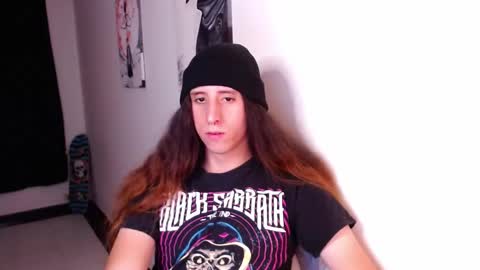 Snapshot of edward_chann chatting on 25, 1, 2025 edward_chann online show from 25, 1, 2025