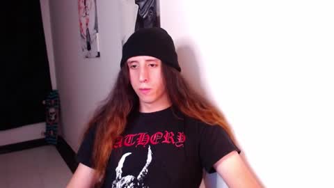 Snapshot of edward_chann chatting on 27, 1, 2025 edward_chann online show from 27, 1, 2025