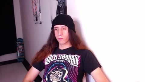 Snapshot of edward_chann chatting on 1, 2, 2025 edward_chann online show from 1, 2, 2025