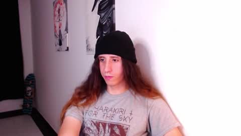 Snapshot of edward_chann chatting on 2, 2, 2025 edward_chann online show from 2, 2, 2025