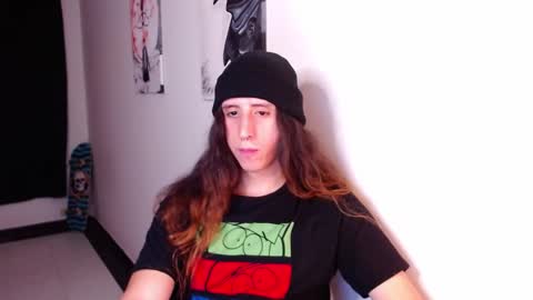 Snapshot of edward_chann chatting on 4, 2, 2025 edward_chann online show from 4, 2, 2025