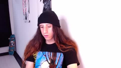 Snapshot of edward_chann chatting on 6, 2, 2025 edward_chann online show from 6, 2, 2025