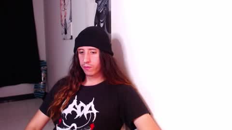 Snapshot of edward_chann chatting on 6, 3, 2025 edward_chann online show from 6, 3, 2025