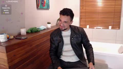 Eduardo online show from 5, 2, 2025