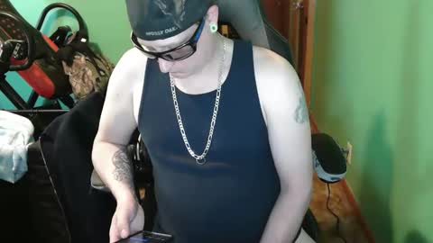 edwardaims_2please online show from 13, 4, 2026