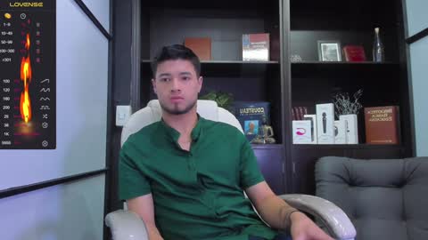 Snapshot of edwardross_ chatting on 27, 1, 2025 Edward Ross online show from 27, 1, 2025