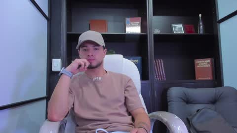 Snapshot of edwardross_ chatting on 29, 1, 2025 Edward Ross online show from 29, 1, 2025