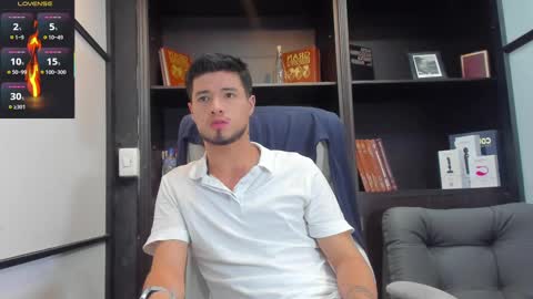 Snapshot of edwardross_ chatting on 27, 2, 2025 Edward Ross online show from 27, 2, 2025