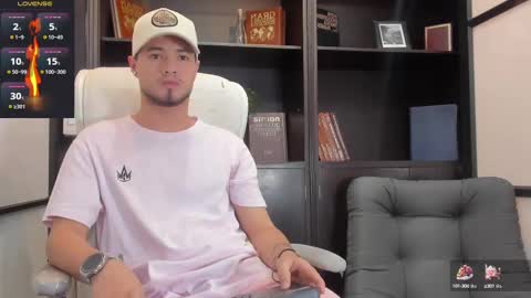 Snapshot of edwardross_ chatting on 2, 3, 2025 Edward Ross online show from 2, 3, 2025