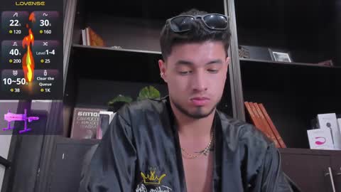 Snapshot of edwardross_ chatting on 11, 3, 2025 Edward Ross online show from 11, 3, 2025