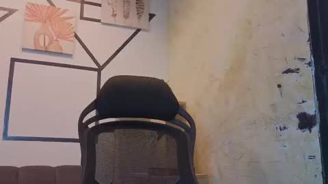 Snapshot of edwardross_ chatting on 10, 9, 2025 Edward Ross online show from 10, 9, 2025