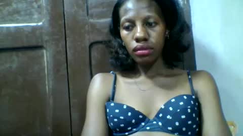 edwige770943 online show from 27, 4, 2026