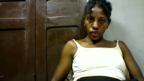 edwige770943 online show from 15, 5, 2026