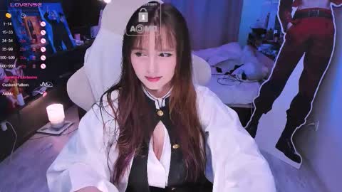 Snapshot of effie_lee chatting on 25, 10, 2025 Effie online show from 25, 10, 2025