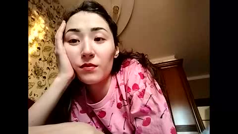 Snapshot of effy007 chatting on 19, 11, 2025 Effy online show from 19, 11, 2025