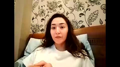 Snapshot of effy007 chatting on 4, 12, 2025 Effy online show from 4, 12, 2025