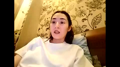 Snapshot of effy007 chatting on 18, 12, 2025 Effy online show from 18, 12, 2025
