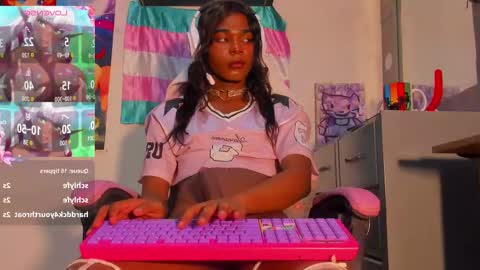 effy_marinn online show from 30, 9, 2025