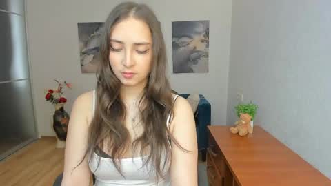 Snapshot of effy_royse chatting on 17, 4, 2026 Effy Royse online show from 17, 4, 2026
