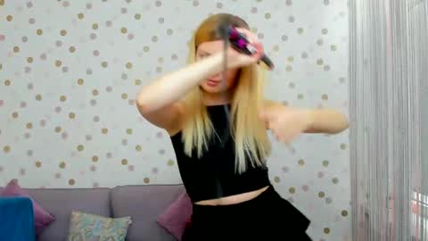 Snapshot of effyangel chatting on 6, 12, 2024 Effy online show from 6, 12, 2024