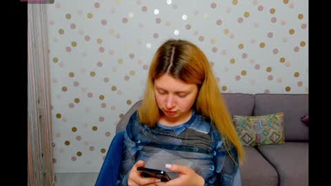 Snapshot of effyangel chatting on 8, 12, 2024 Effy online show from 8, 12, 2024