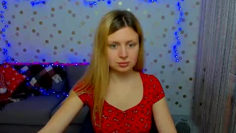 Snapshot of effyangel chatting on 12, 12, 2024 Effy online show from 12, 12, 2024