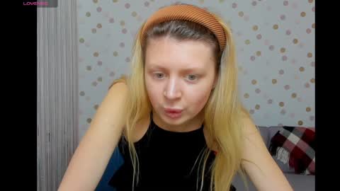 Snapshot of effyangel chatting on 27, 12, 2024 Effy online show from 27, 12, 2024