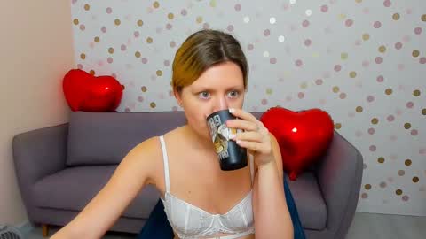 Snapshot of effyangel chatting on 25, 1, 2025 Effy online show from 25, 1, 2025