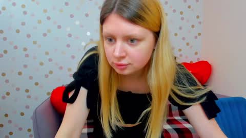 Snapshot of effyangel chatting on 27, 1, 2025 Effy online show from 27, 1, 2025