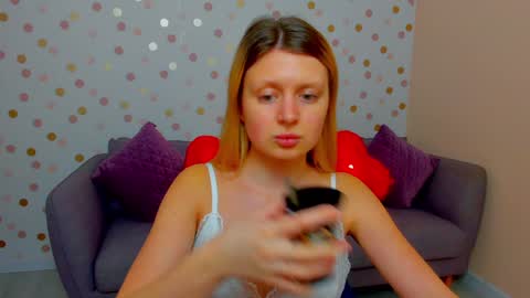 Snapshot of effyangel chatting on 31, 1, 2025 Effy online show from 31, 1, 2025