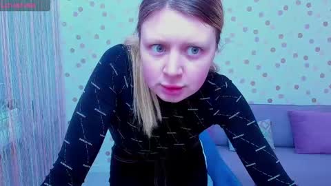 Snapshot of effyangel chatting on 17, 2, 2025 Effy online show from 17, 2, 2025