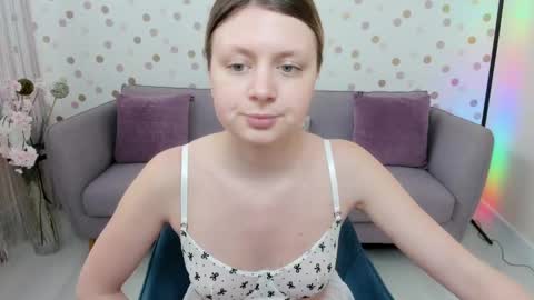 Snapshot of effyangel chatting on 3, 3, 2025 Effy online show from 3, 3, 2025