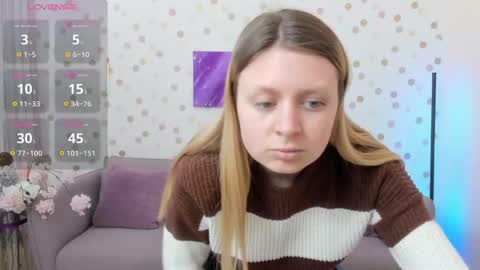 Snapshot of effyangel chatting on 8, 3, 2025 Effy online show from 8, 3, 2025