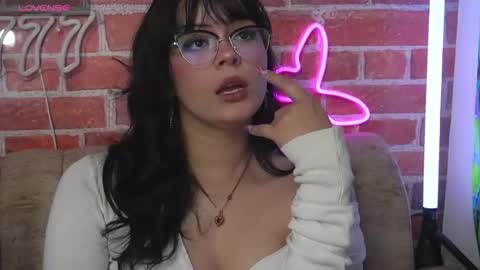 Snapshot of effystone777 chatting on 16, 9, 2025 effystone777 online show from 16, 9, 2025