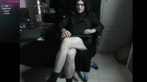 Snapshot of efi_crossou chatting on 6, 11, 2025 efi_crossou online show from 6, 11, 2025