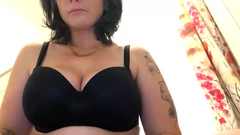 eggnog_and_booty online show from 14, 1, 2026