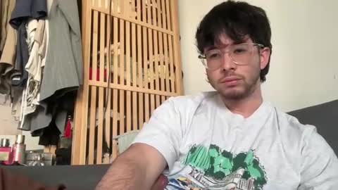 Snapshot of egmezz chatting on 9, 2, 2026 egmezz online show from 9, 2, 2026