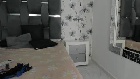 Snapshot of ehotloveaxxx chatting on 6, 3, 2025 Valery online show from 6, 3, 2025