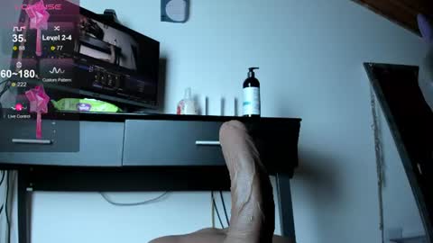 Snapshot of eileen_pinkman chatting on 11, 7, 2026 eileen_pinkman online show from 11, 7, 2026