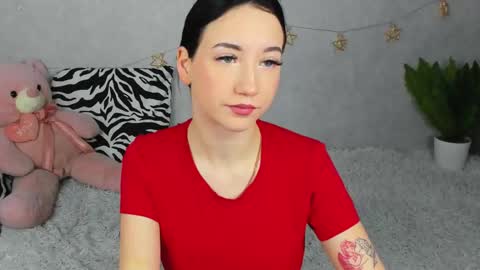 Snapshot of eileenmoores chatting on 19, 11, 2025 eileenmoores online show from 19, 11, 2025