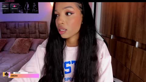 Snapshot of eimi_space chatting on 5, 1, 2025 eimi online show from 5, 1, 2025