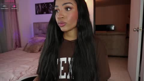 Snapshot of eimi_space chatting on 29, 1, 2025 eimi online show from 29, 1, 2025