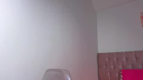 Snapshot of eimy__cute chatting on 16, 9, 2025 eimy__cute online show from 16, 9, 2025