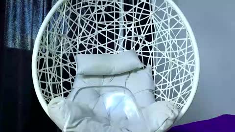 Snapshot of eimy__cute chatting on 8, 11, 2025 eimy__cute online show from 8, 11, 2025