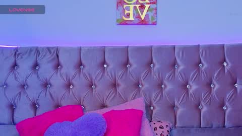 Snapshot of eimy__cute chatting on 3, 2, 2026 eimy__cute online show from 3, 2, 2026